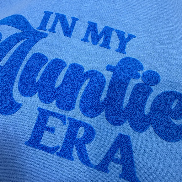 In my auntie era blue gildan sweatshirt, new, never used, size XL - Picture 5 of 6